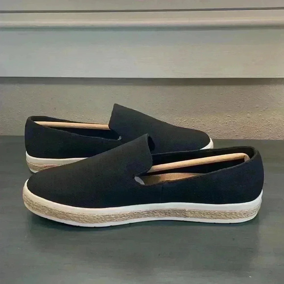 Brand new! Bella Vita Brielle II Slip on Shoe - Picture 3 of 8